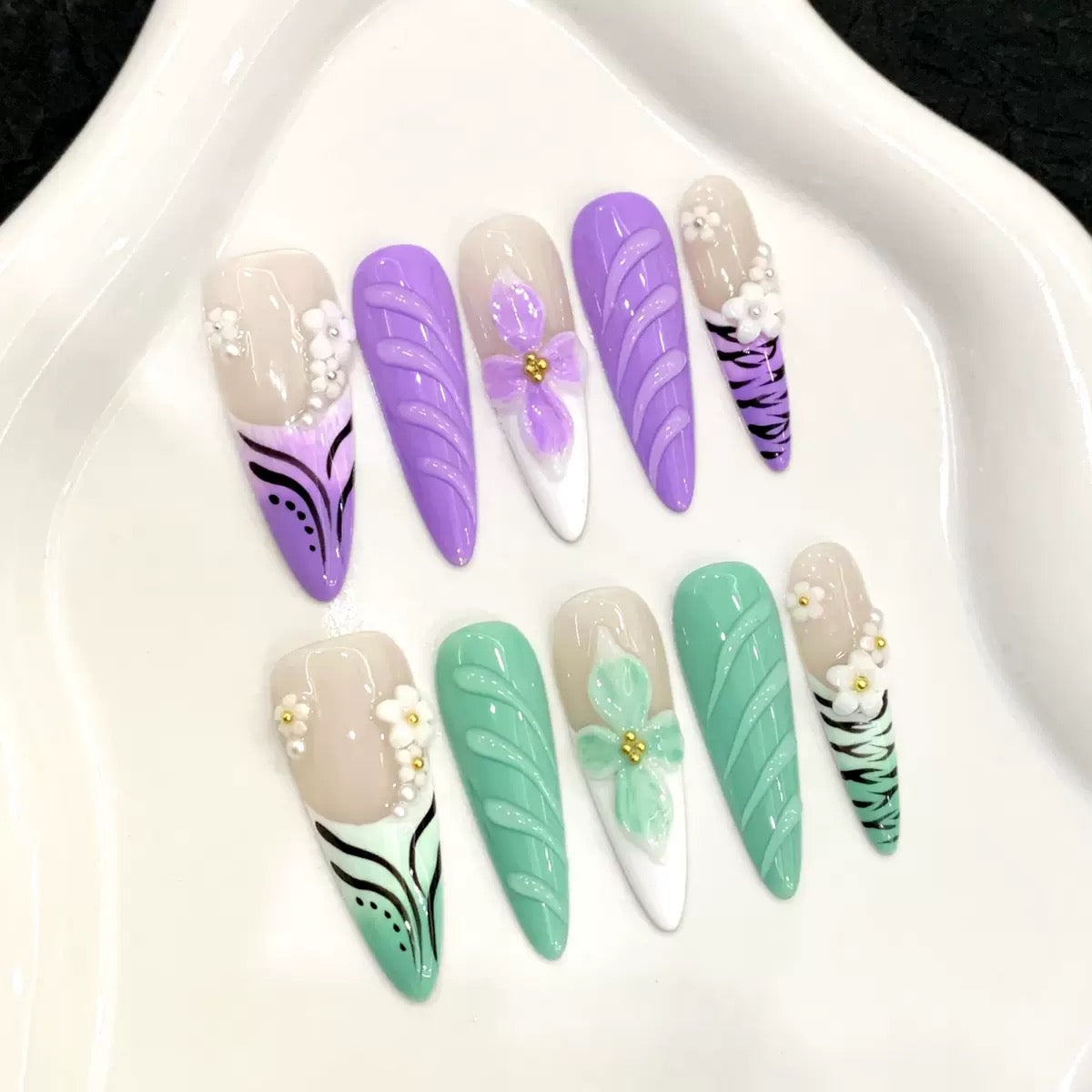 3D Embossed Design Dual Flora Long Stiletto Press-On Nail Set